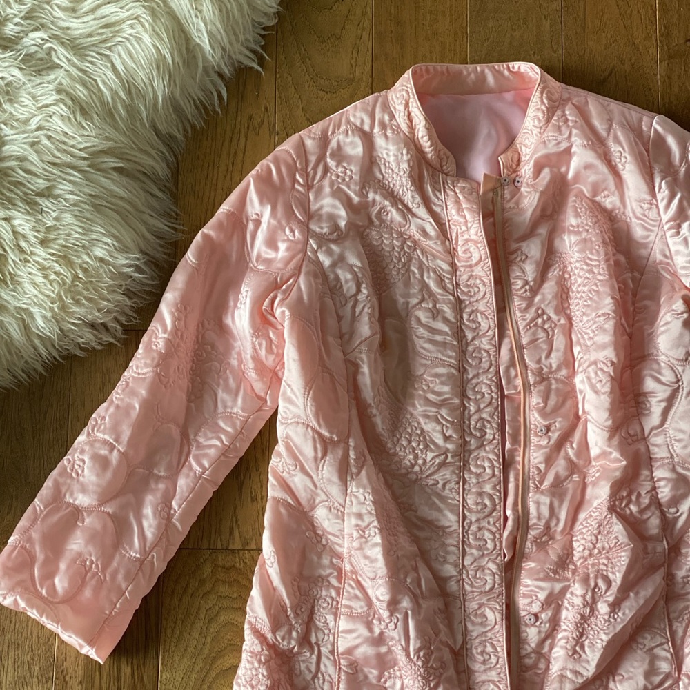 Vintage Nightgown Jacket Pink Paisley Satin Print Embroidered Nightie Sleepwear